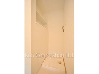 Washing Machine Space ※Photo of the same layout on 17 floor. Decoration and fixture may differ.
