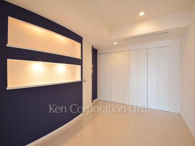 Bedroom ※Photo of the same layout on 23 floor. Decoration and fixture may differ.