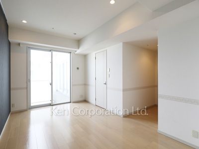Bedroom ※Photo of the same layout on 28 floor. Decoration and fixture may differ.