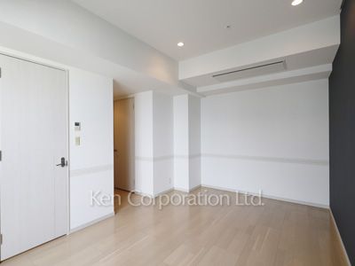 Bedroom ※Photo of the same layout on 28 floor. Decoration and fixture may differ.