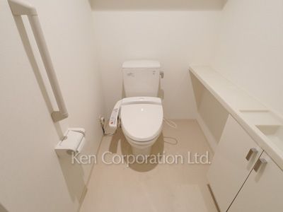 Lavatory ※Photo of the same layout on 28 floor. Decoration and fixture may differ.
