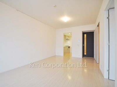 Living-Dining ※Photo of the same layout on 4 floor. Decoration and fixture may differ.