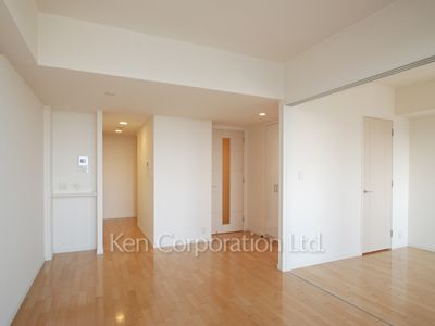 Living-Dining ※Photo of the same layout on 7 floor. Decoration and fixture may differ.