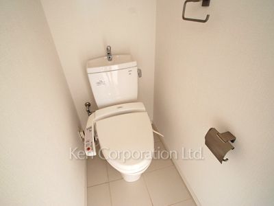 Lavatory ※Photo of the same layout on 14 floor. Decoration and fixture may differ.