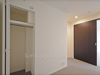 Bedroom ※Photo of the same layout on 7 floor. Decoration and fixture may differ.