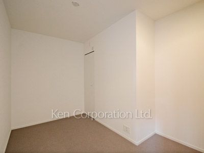 Bedroom ※Photo of the same layout on 7 floor. Decoration and fixture may differ.