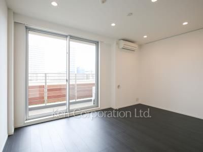 Living-Dining ※Photo of the same layout on 5 floor. Decoration and fixture may differ.