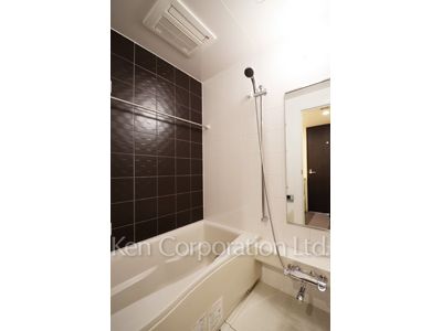 Bath ※Photo of the same layout on 7 floor. Decoration and fixture may differ.
