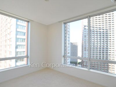 Bedroom ※Photo of the same layout on 15 floor. Decoration and fixture may differ.