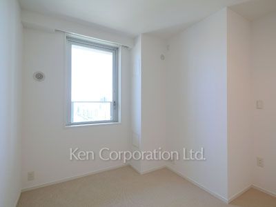 Bedroom ※Photo of the same layout on 15 floor. Decoration and fixture may differ.