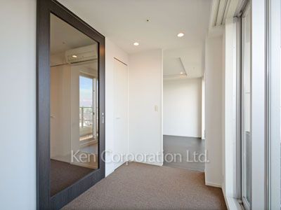 Bedroom ※Photo of the same layout on 18 floor. Decoration and fixture may differ.