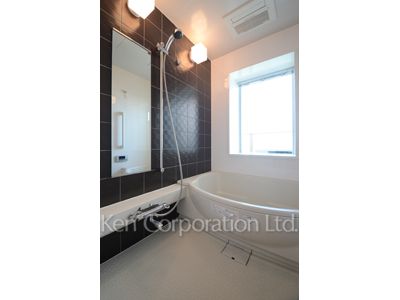 Bath ※Photo of the same layout on 28 floor. Decoration and fixture may differ.