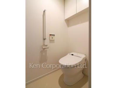 Lavatory ※Photo of the same layout on 27 floor. Decoration and fixture may differ.