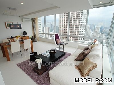 Living-Dining ※Photo of the same layout on 29 floor. Decoration and fixture may differ.