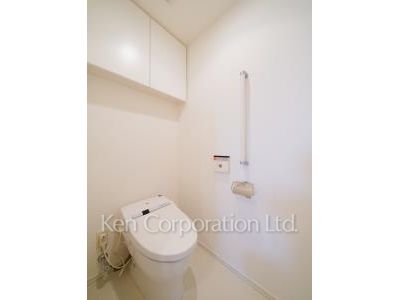Lavatory ※Photo of the same layout on 22 floor. Decoration and fixture may differ.