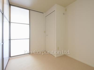 Bedroom ※Photo of the same layout on 37 floor. Decoration and fixture may differ.