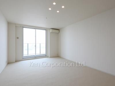 Bedroom ※Photo of the same layout on 40 floor. Decoration and fixture may differ.