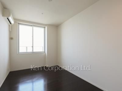 Bedroom ※Photo of the same layout on 40 floor. Decoration and fixture may differ.