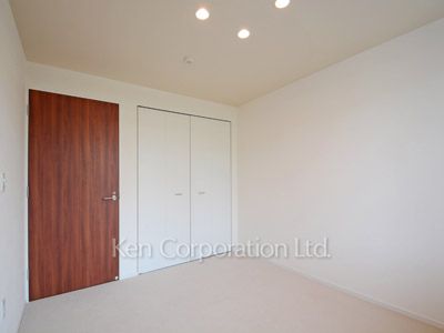 Bedroom ※Photo of the same layout on 4 floor. Decoration and fixture may differ.