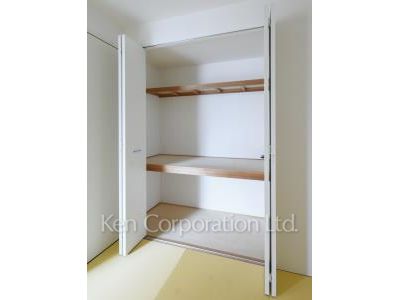 Closet ※Photo of the same layout on 5 floor. Decoration and fixture may differ.
