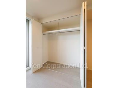 Closet ※Photo of the same layout on 7 floor. Decoration and fixture may differ.