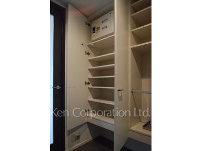 Shoes Closet