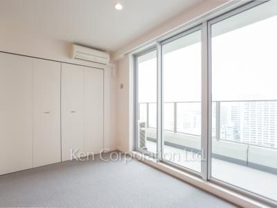 Bedroom ※Photo of the same layout on 16 floor. Decoration and fixture may differ.