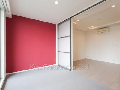 Bedroom ※Photo of the same layout on 16 floor. Decoration and fixture may differ.