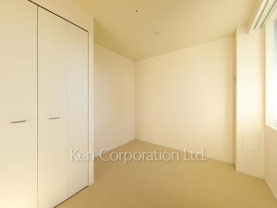 Bedroom ※Photo of the same layout on 17 floor. Decoration and fixture may differ.