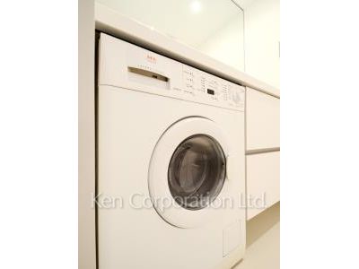 Washing Machine Space ※Photo of the same layout on 22 floor. Decoration and fixture may differ.