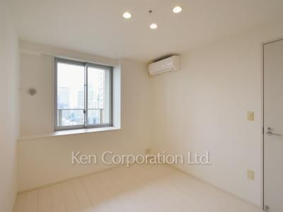 Bedroom ※Photo of the same layout on 22 floor. Decoration and fixture may differ.
