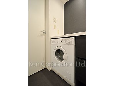 Other Interior/Fixtures ※Photo of the same layout on 21 floor. Decoration and fixture may differ.