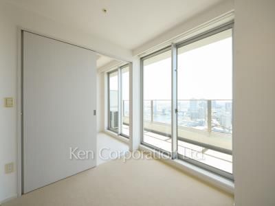 Other Room ※Photo of the same layout on 35 floor. Decoration and fixture may differ.