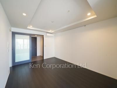 Living-Dining ※Photo of the same layout on 31 floor. Decoration and fixture may differ.