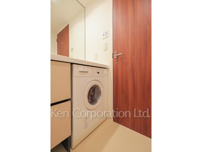 Other Interior/Fixtures ※Photo of the same layout on 8 floor. Decoration and fixture may differ.