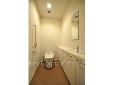 Lavatory