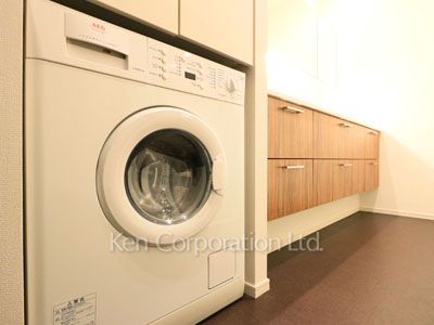 Other Interior/Fixtures ※Photo of the same layout on 47 floor. Decoration and fixture may differ.