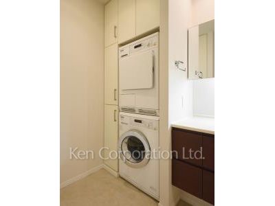 Washer-Dryer