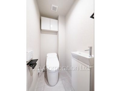 Lavatory