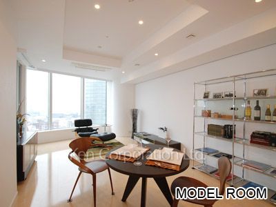 Living-Dining ※Photo of the same layout on 13 floor. Decoration and fixture may differ.