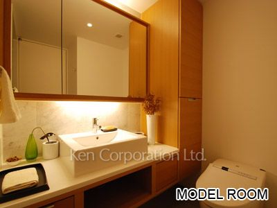 Powder Room ※Photo of the same layout on 13 floor. Decoration and fixture may differ.