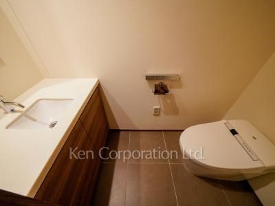 Lavatory