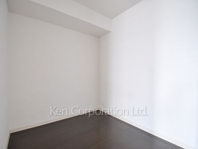 Bedroom ※Photo of the same layout on 9 floor. Decoration and fixture may differ.