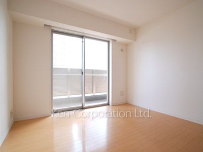 Bedroom ※Photo of the same layout on 5 floor. Decoration and fixture may differ.