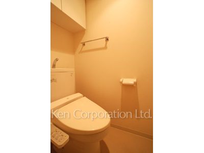 Lavatory ※Photo of the same layout on 5 floor. Decoration and fixture may differ.
