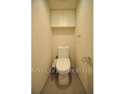 Lavatory ※Photo of the same layout on 11 floor. Decoration and fixture may differ.