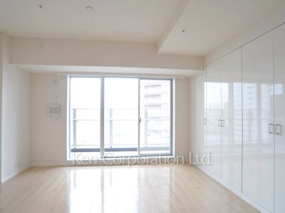 Bedroom ※Photo of the same layout on 15 floor. Decoration and fixture may differ.
