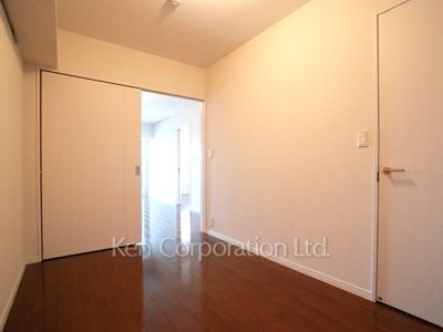 Other Room ※Photo of the same layout on 18 floor. Decoration and fixture may differ.