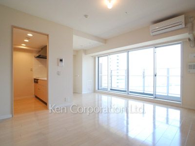 Living-Dining ※Photo of the same layout on 15 floor. Decoration and fixture may differ.