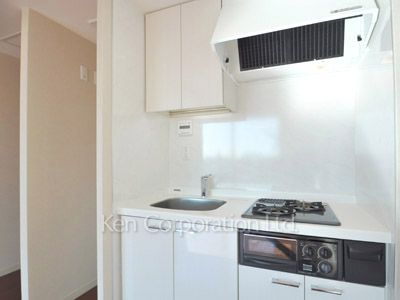 Kitchen ※Photo of the same layout on 14 floor. Decoration and fixture may differ.